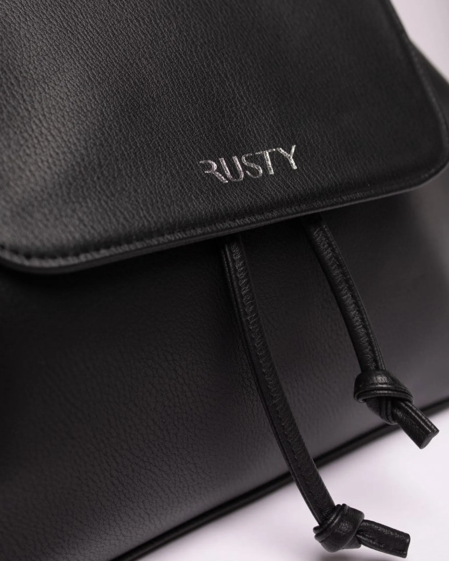 Bolso Tipo Bombonera Essence>Rusty Online