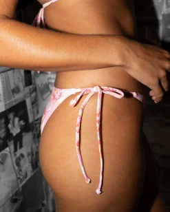 Braguitas De Bikini Midi Con Lazo Lateral Y Estampado Rio Hibiscus><noscript><img width=
