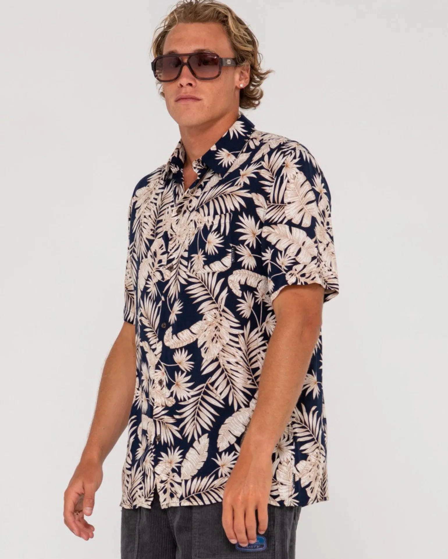 Camisa De Manga Corta De Ajuste Relajado Line Up>Rusty Best