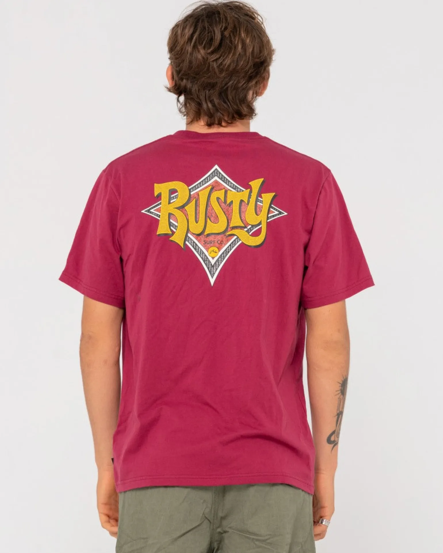 Camiseta Con Grafico De Manga Corta Y Diamantes Retorcidos>Rusty Fashion