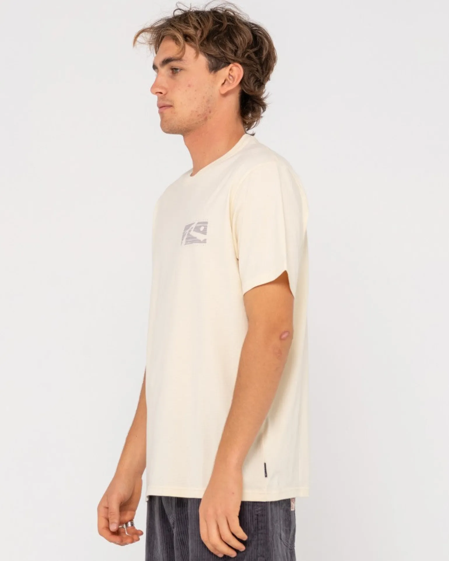 Camiseta Grafica De Manga Corta Con Lunares R>Rusty Hot