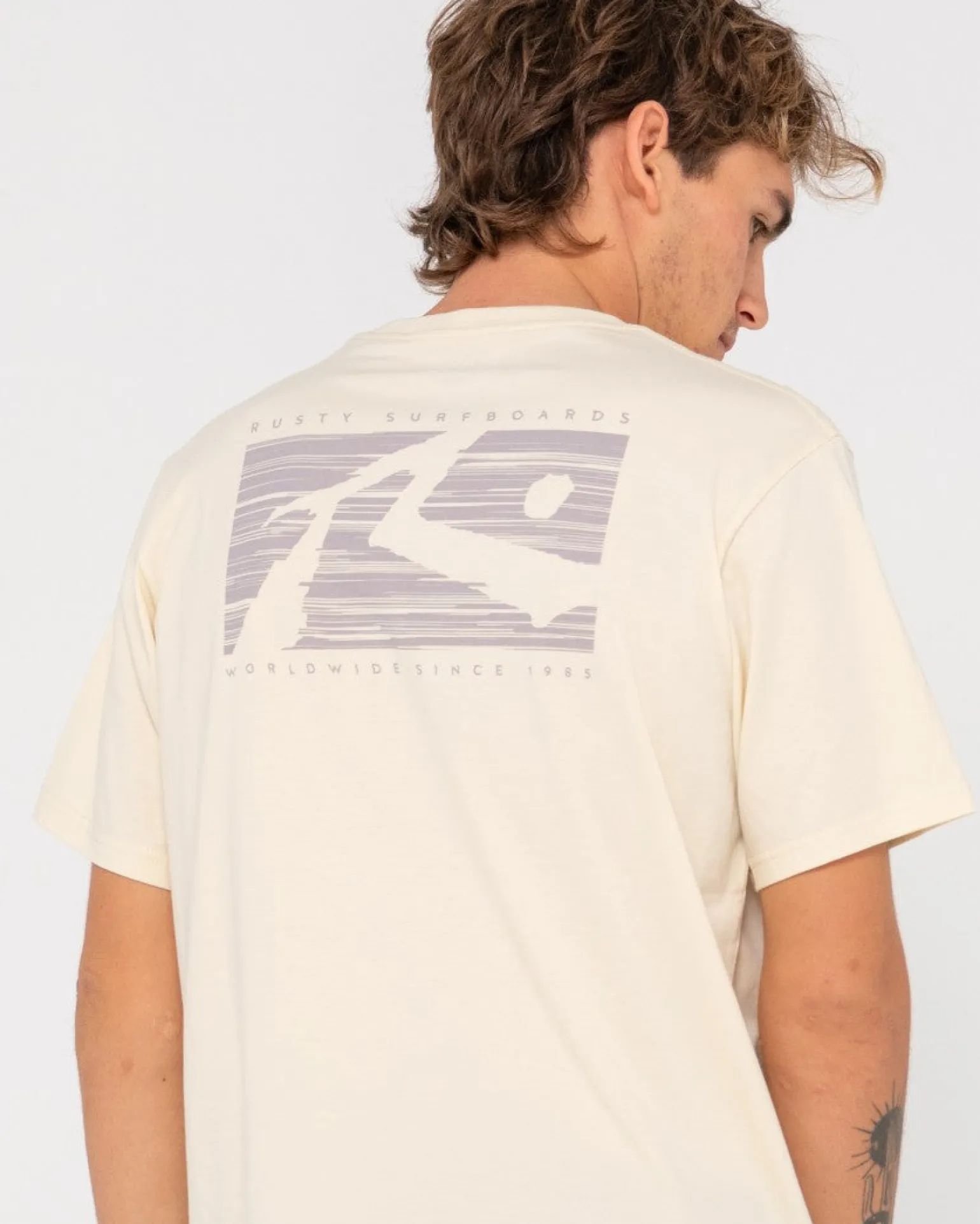 Camiseta Grafica De Manga Corta Con Lunares R>Rusty Hot
