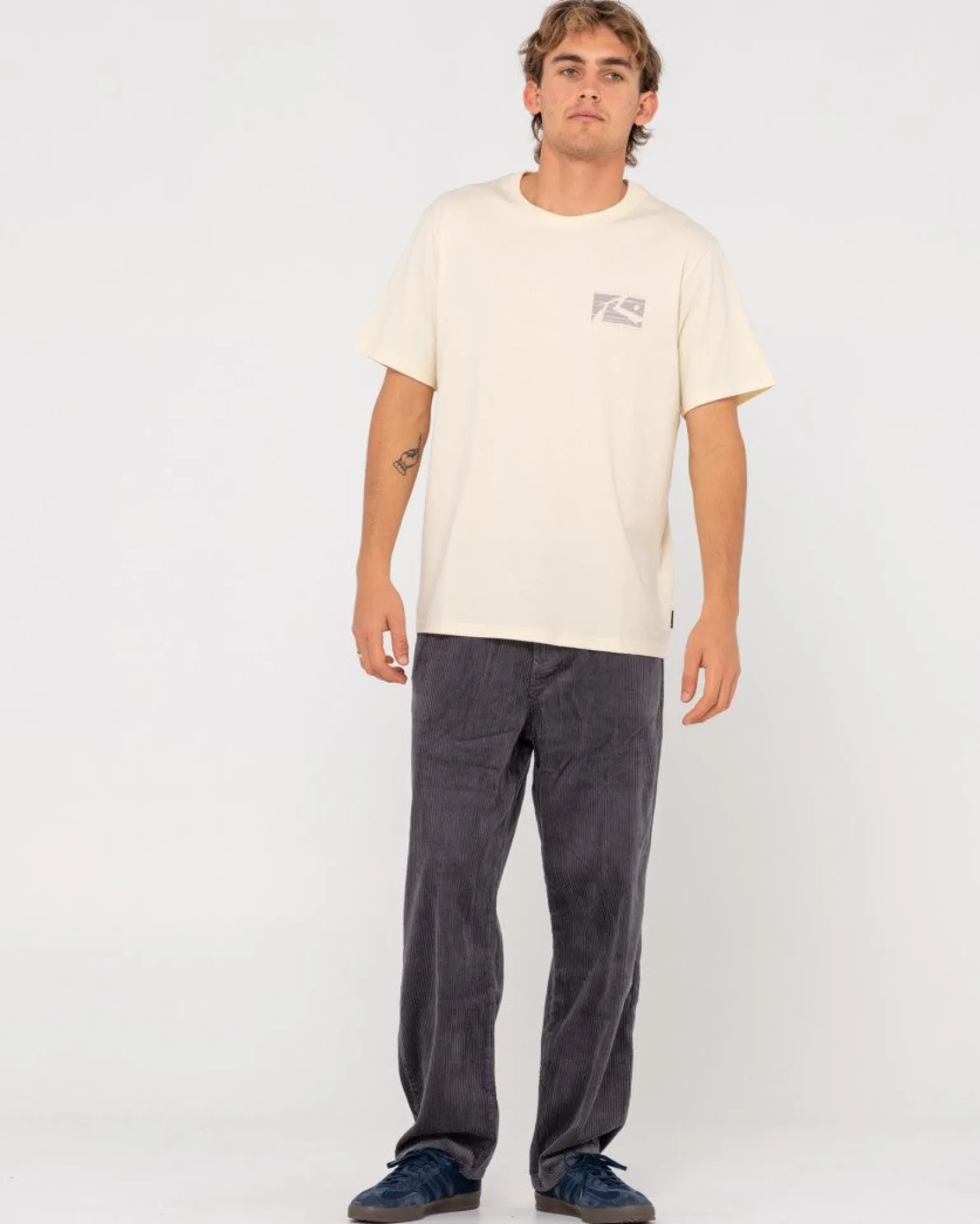 Camiseta Grafica De Manga Corta Con Lunares R>Rusty Hot