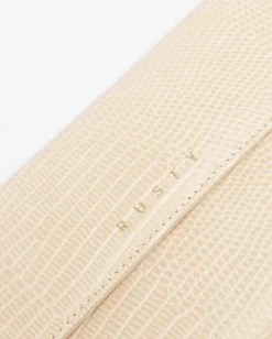 Cartera De Viaje De Piel Vegana Mila><noscript><img width=
