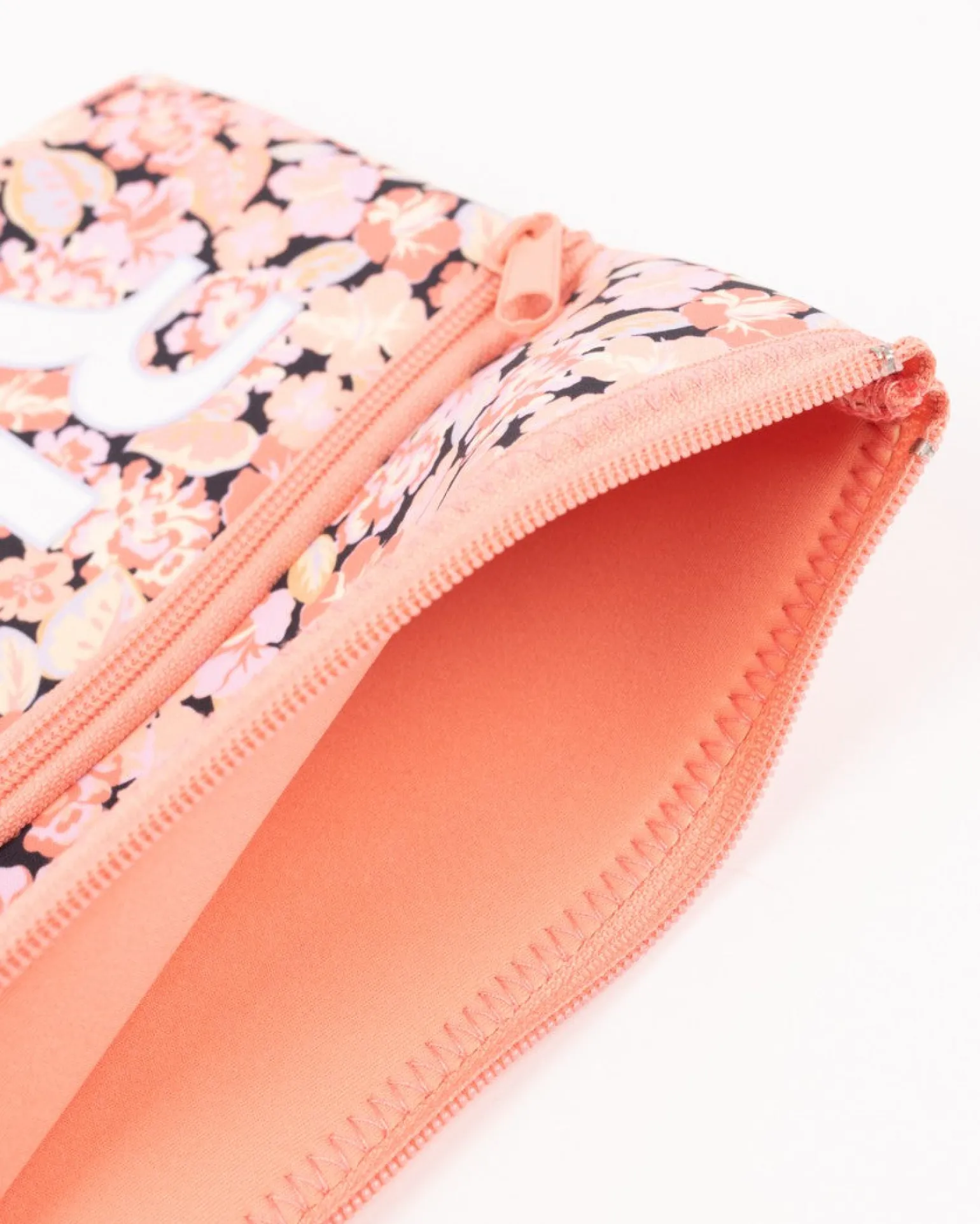 Estuche Academy Estampado Floral Ninas>Rusty Hot