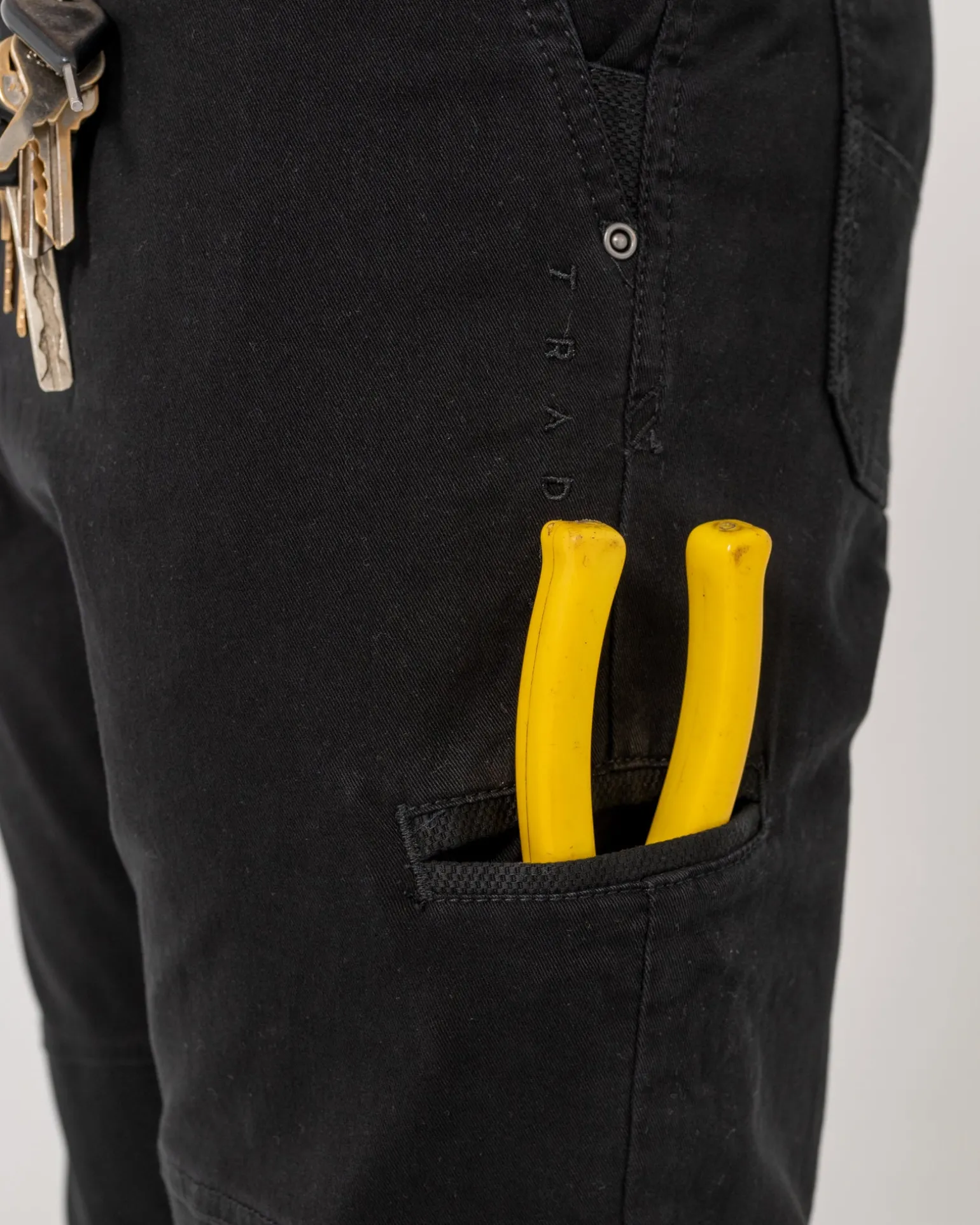 Pantalon De Trabajo Con Punos Under Taking>Rusty Fashion
