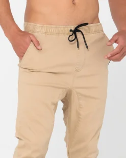Pantalon Elastico De Corte Slim Con Gancho><noscript><img width=