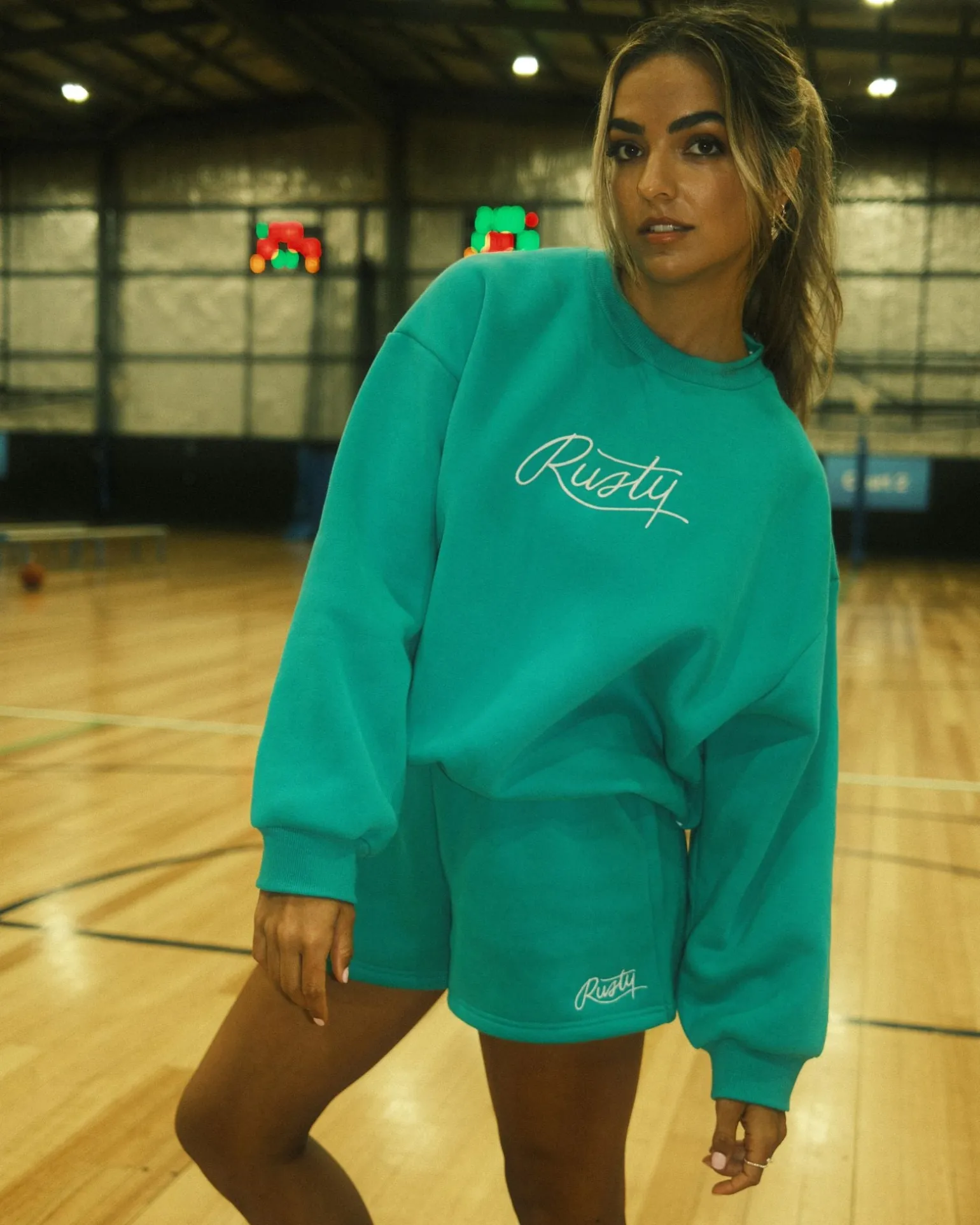 Polar Extragrande Con Cuello Redondo Y Texto>Rusty Store